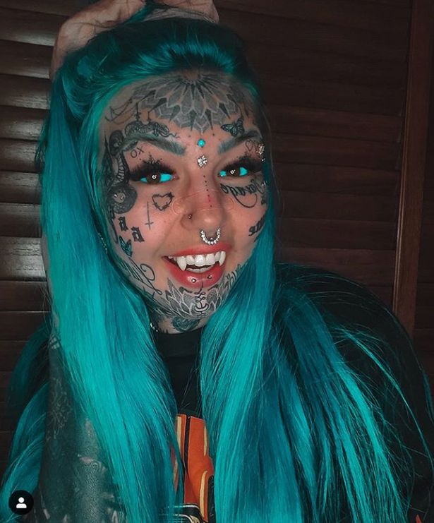 Wow Tattoo Model Turns Into A Vampire Queen And Flaunts Custom Made